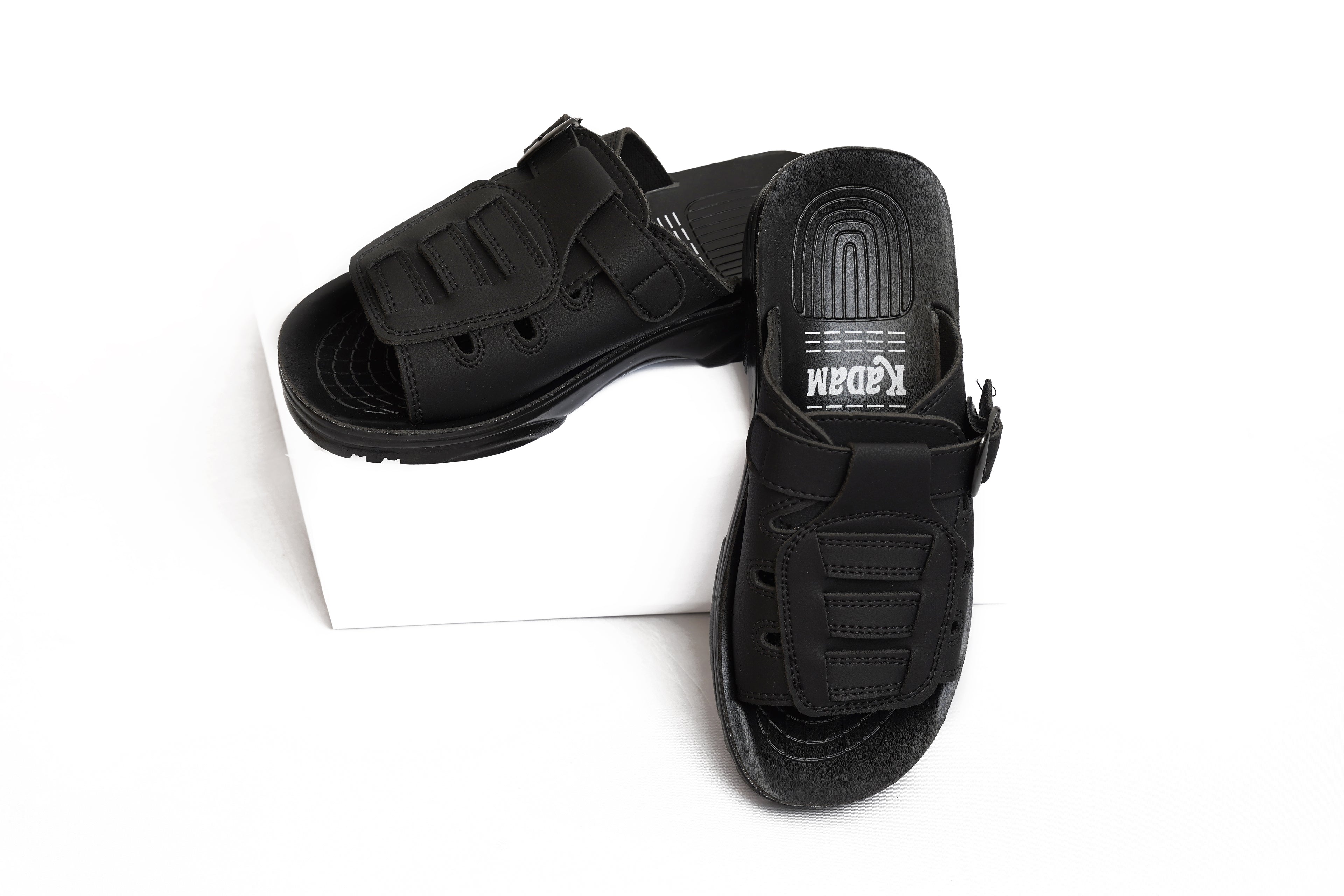 Monarch Black Slipper