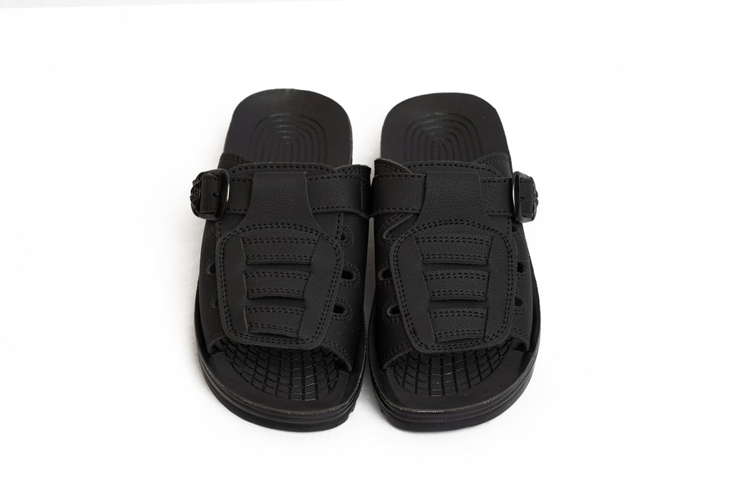 Monarch Black Slipper